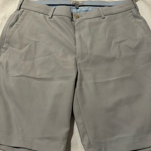 Peter Millar light grey golf shorts
